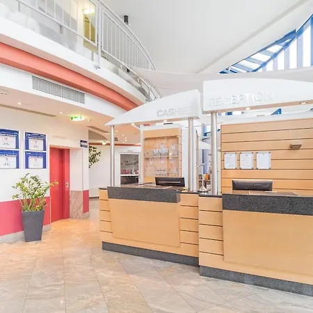 Arcadia Heidelberg 3* שווצינגן