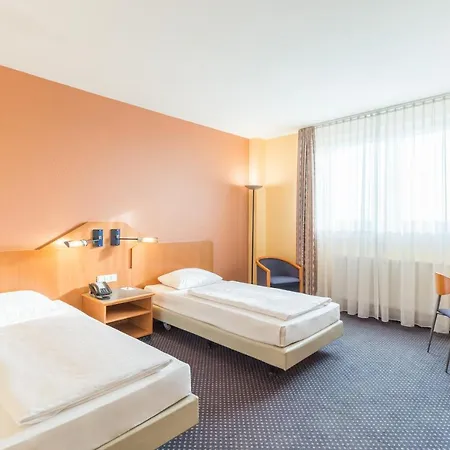 Arcadia Heidelberg 3* שווצינגן