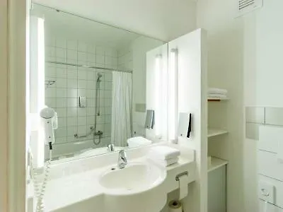 מלון Arcadia Heidelberg 3*